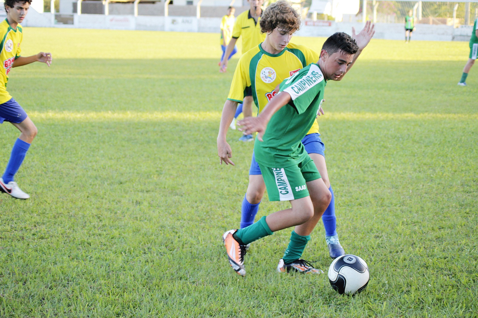 Leia mais sobre o artigo Garopaba se prepara para receber o Campeonato Catarinense Escolar de Futebol entre 11 e 15 de novembro